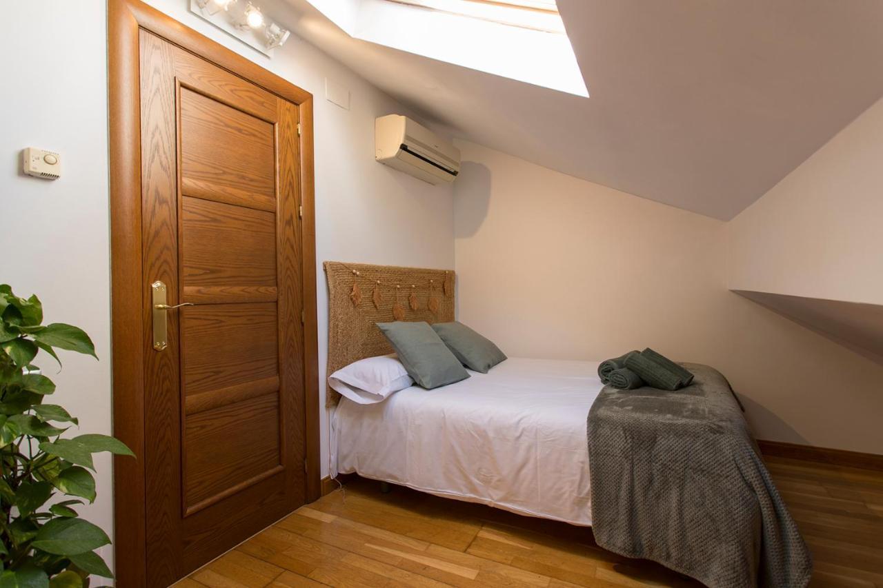 Apartamento Catedral Centro กรานาดา ภายนอก รูปภาพ